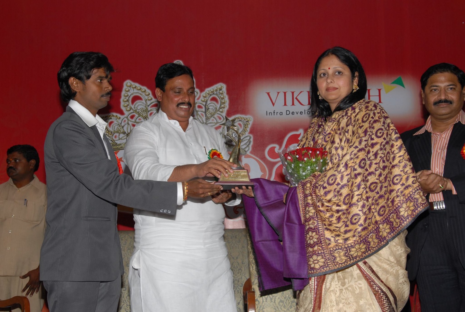 Mahila Awards 2011